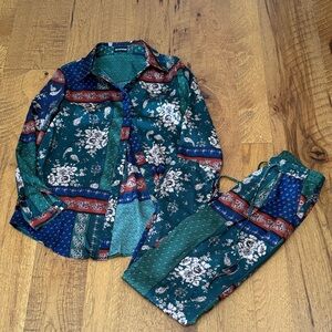 PrettyLittleThing Floral matching set size 2